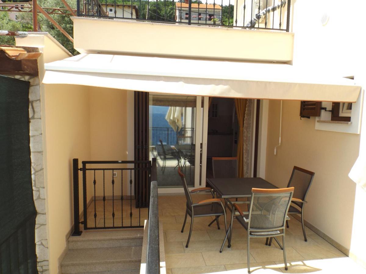 Apartments Villa Elma Mošćenička Draga Exterior foto