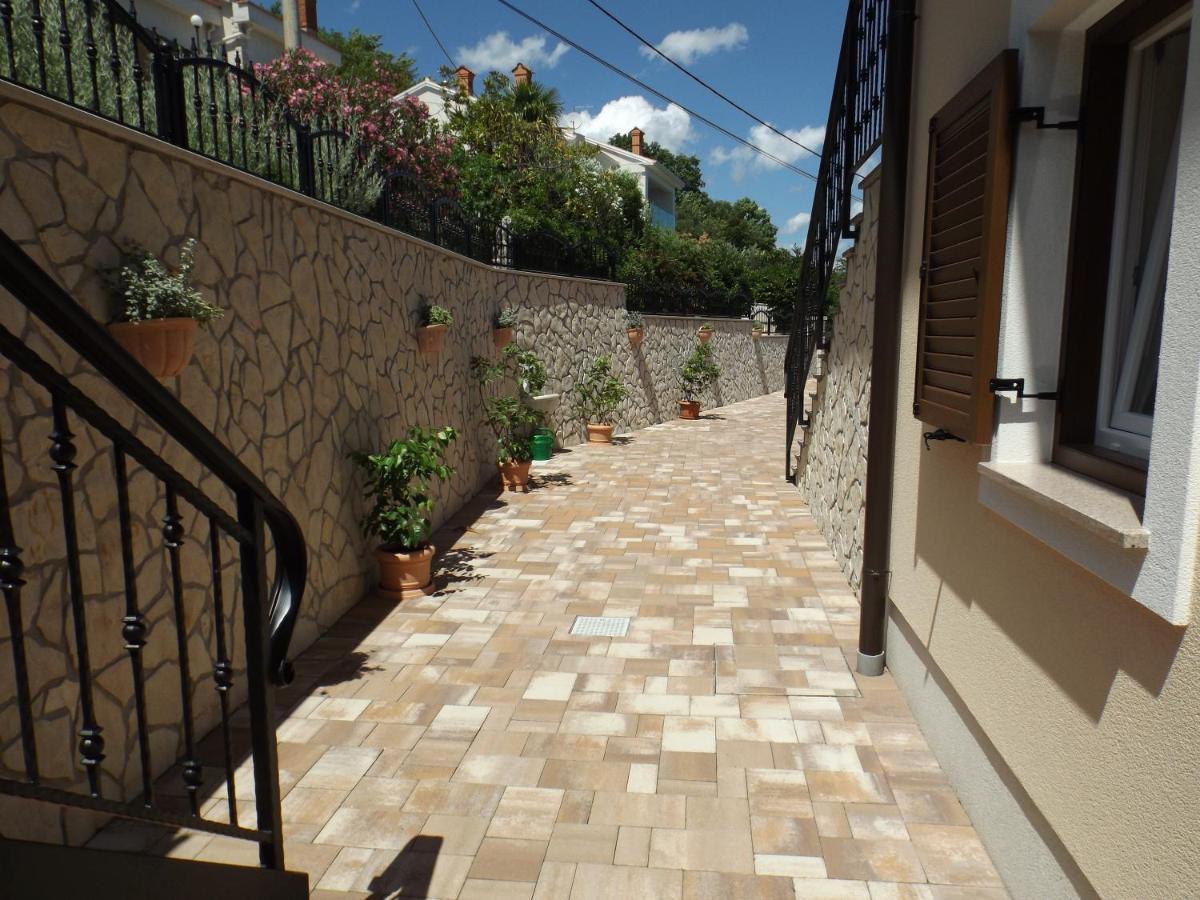 Apartments Villa Elma Mošćenička Draga Exterior foto